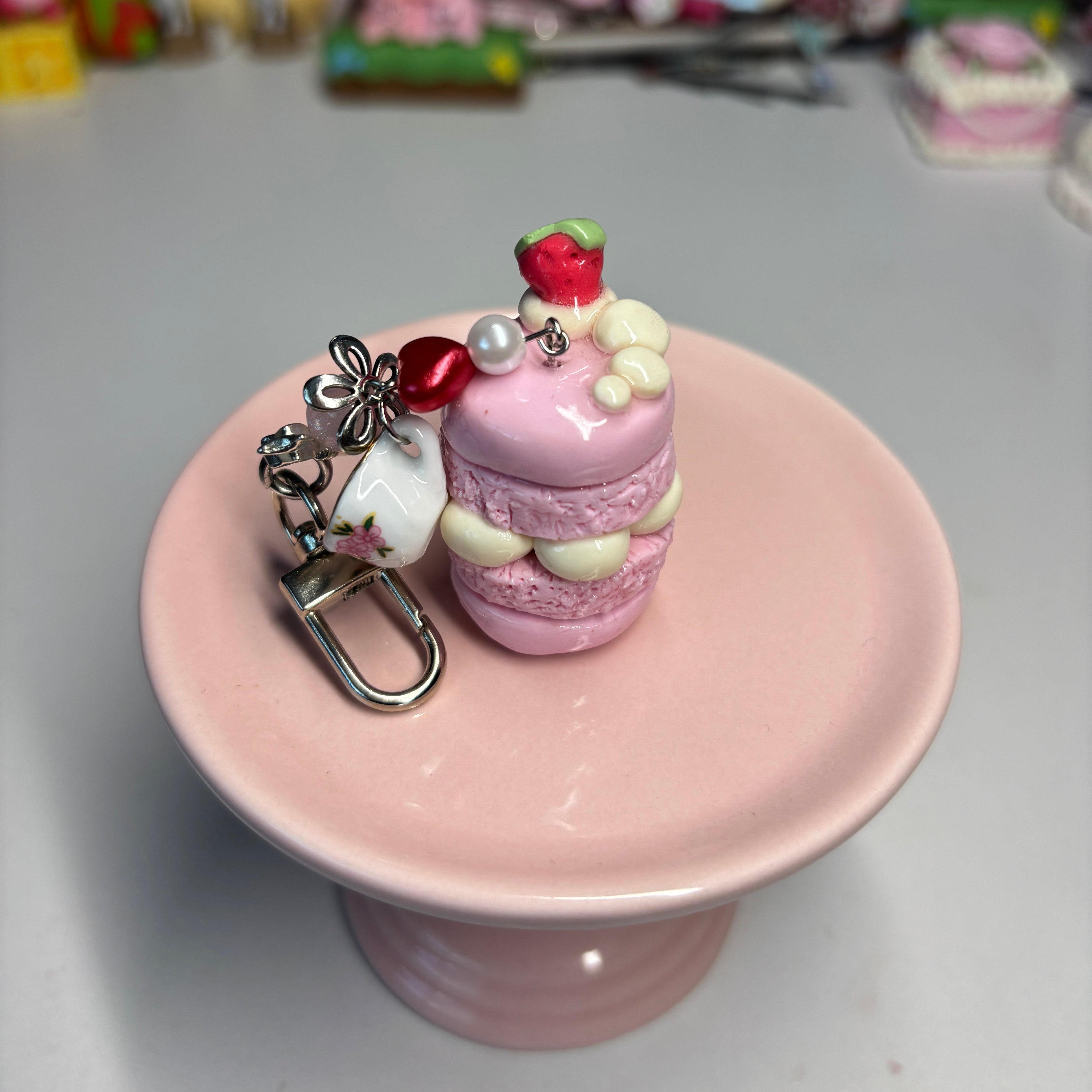 strawberry 1 ಄