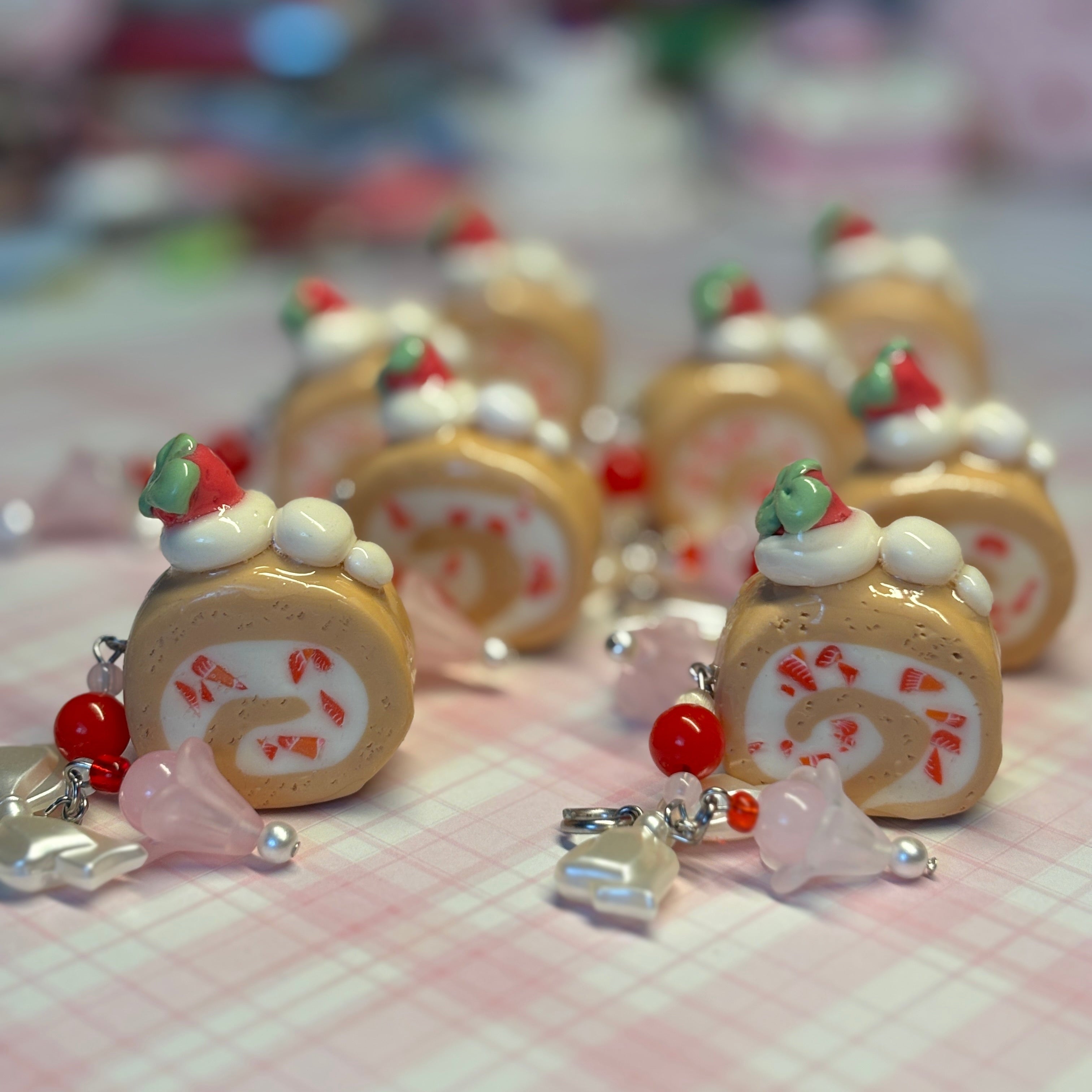 Strawberry roll cake ಄ keychain